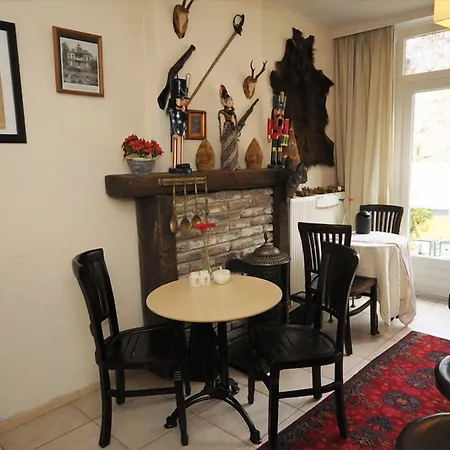 De Dael 3*